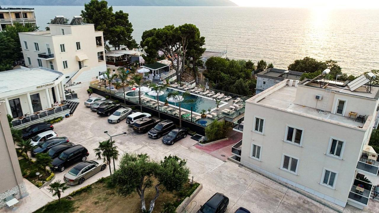 Le Palazzine Hotel Vlorë Екстериор снимка
