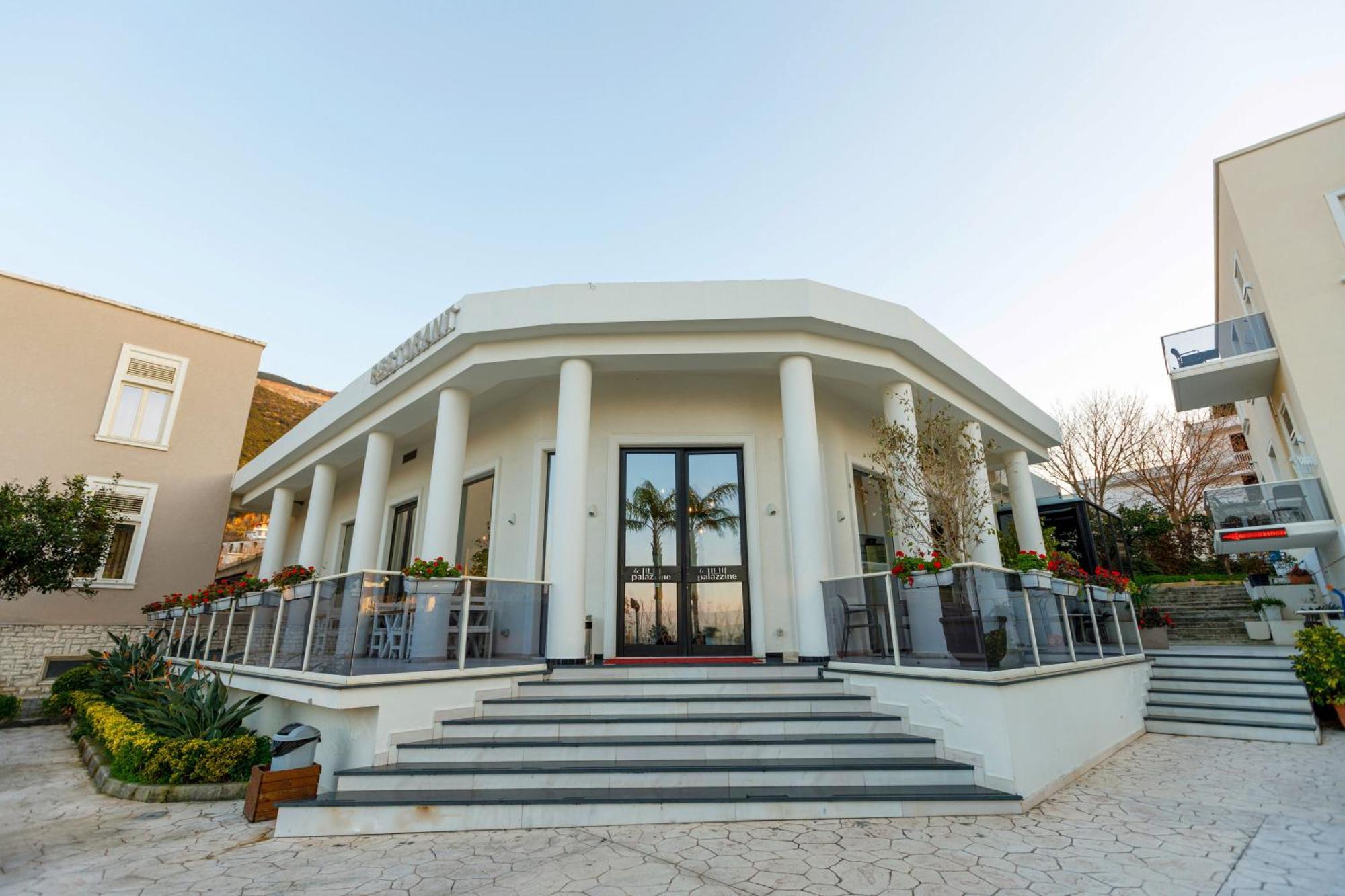 Le Palazzine Hotel Vlorë Екстериор снимка
