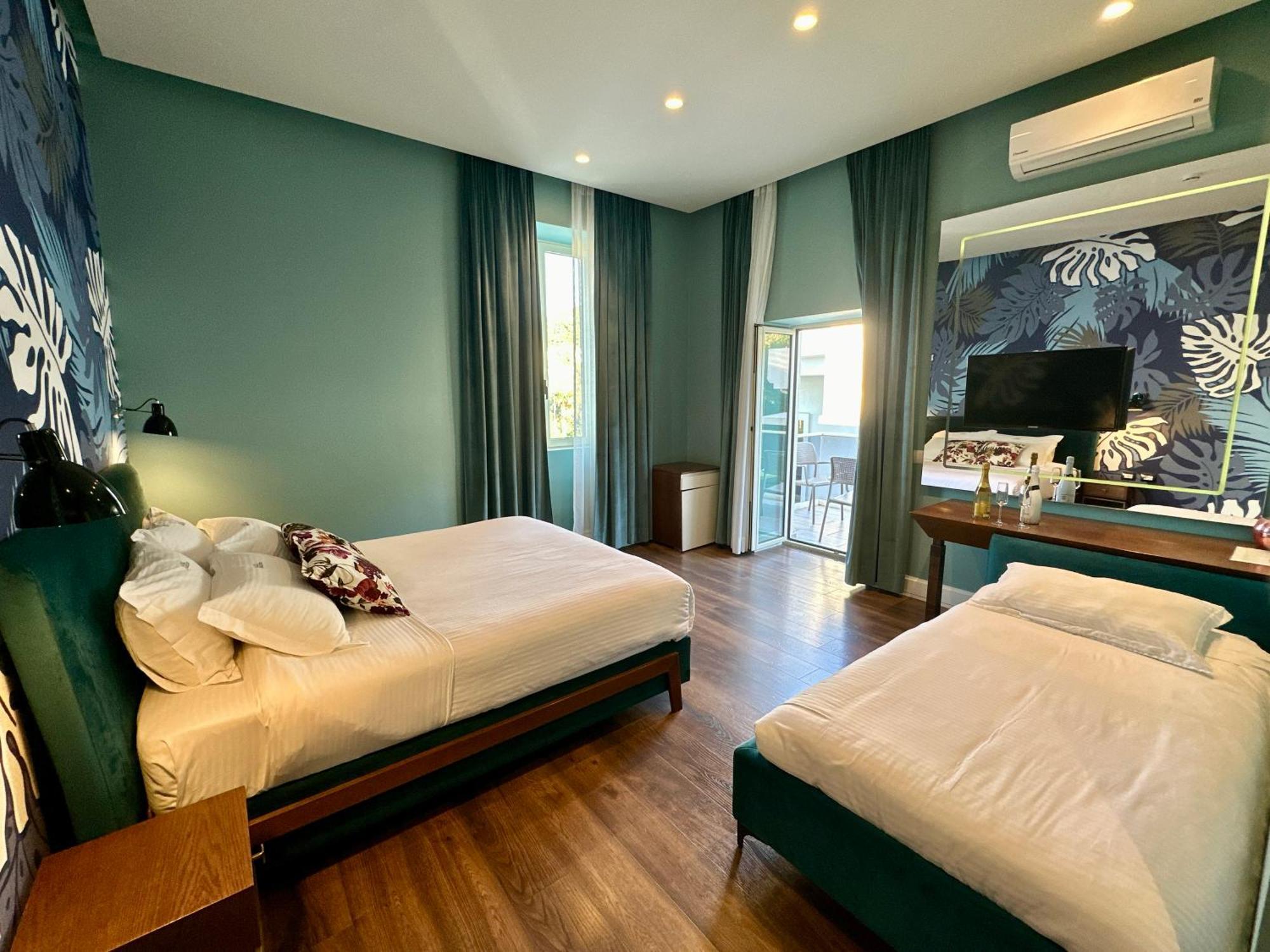 Le Palazzine Hotel Vlorë Екстериор снимка
